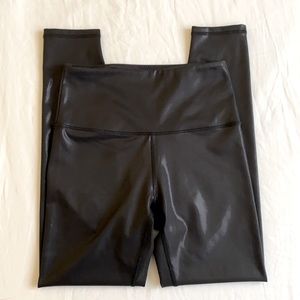 Marika Tek Adele Pocket Capri leggings